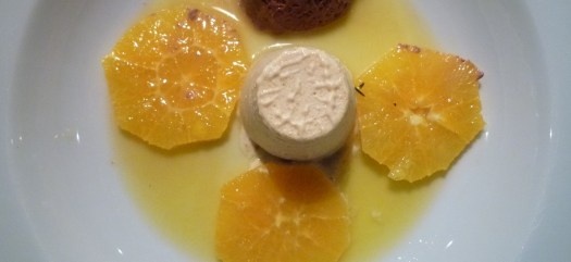 Lebkuchenparfait mit Gewürzorangen