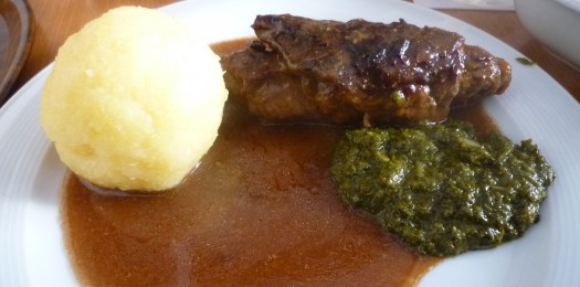Roulade, Kloß,Grünkohl und reichlich Sauce