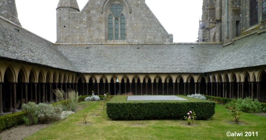 Mont St. Michel Kreuzgang