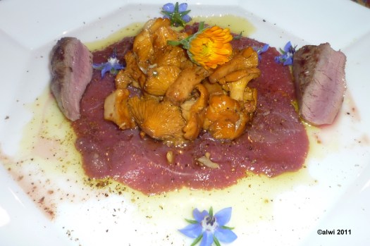 Pfifferlinge auf Reh