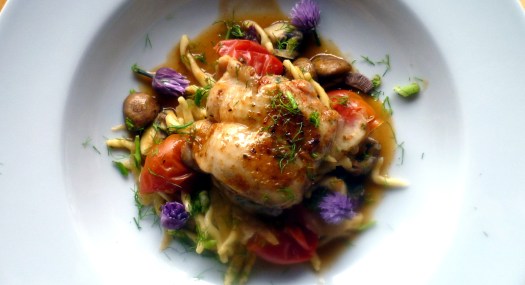 02 gefüllte Hähnchenschenkel