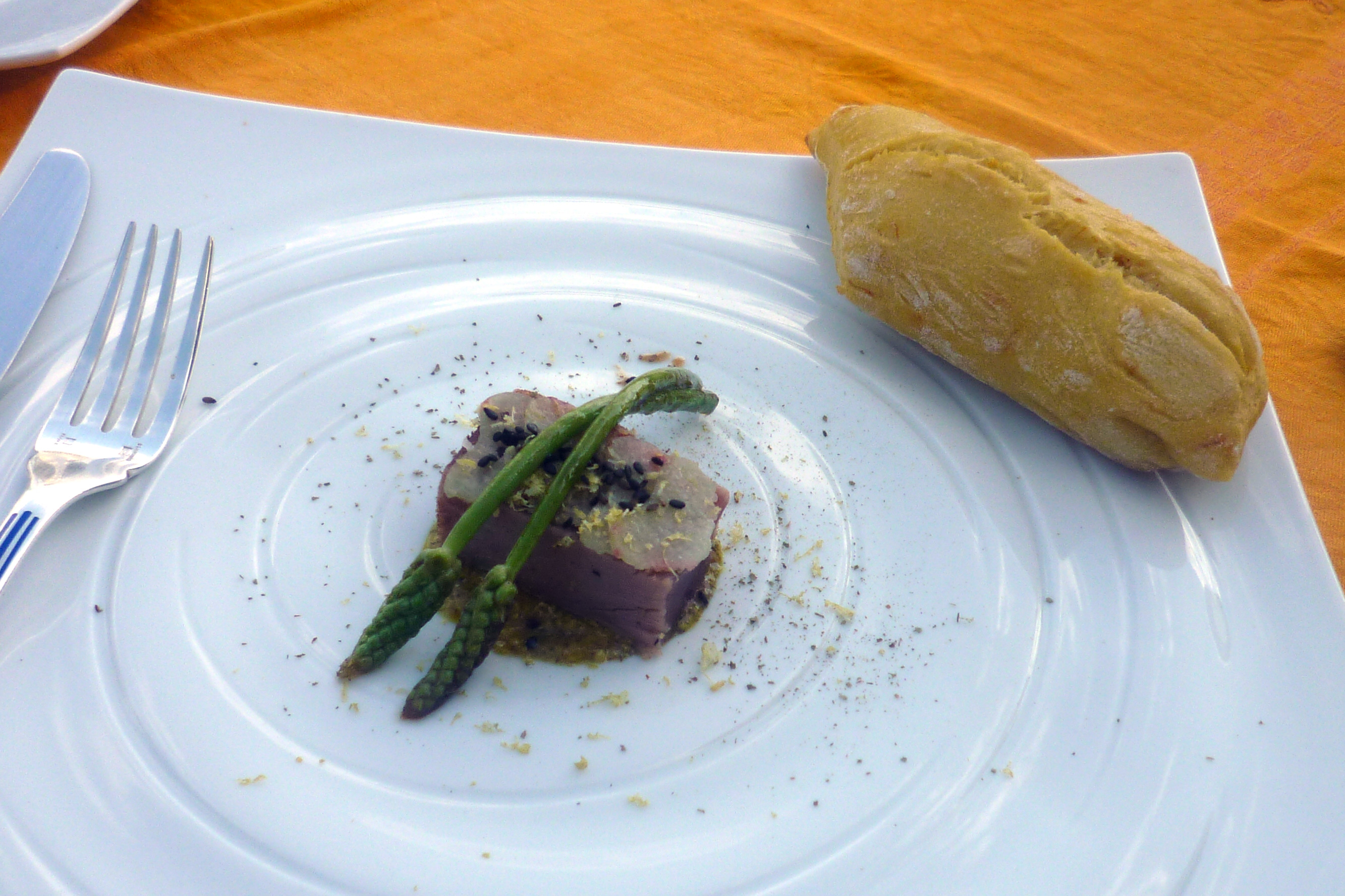 08 Amuse 01 Thun mit wilden Spargel