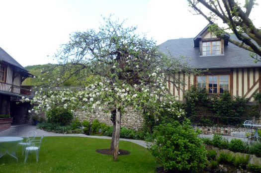 08 Auberge de la Source