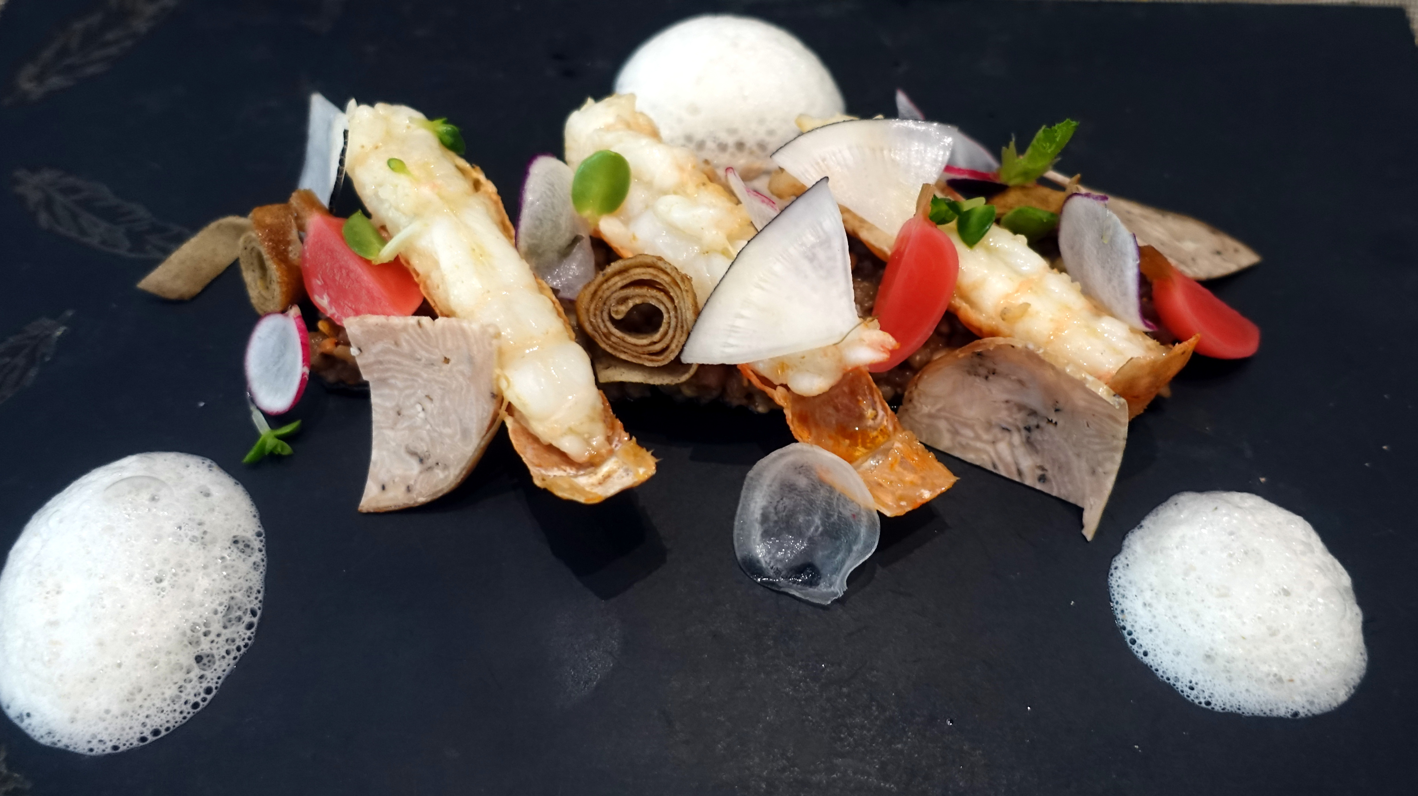 12a Langoustine, Radieschen, Andouille de Vire