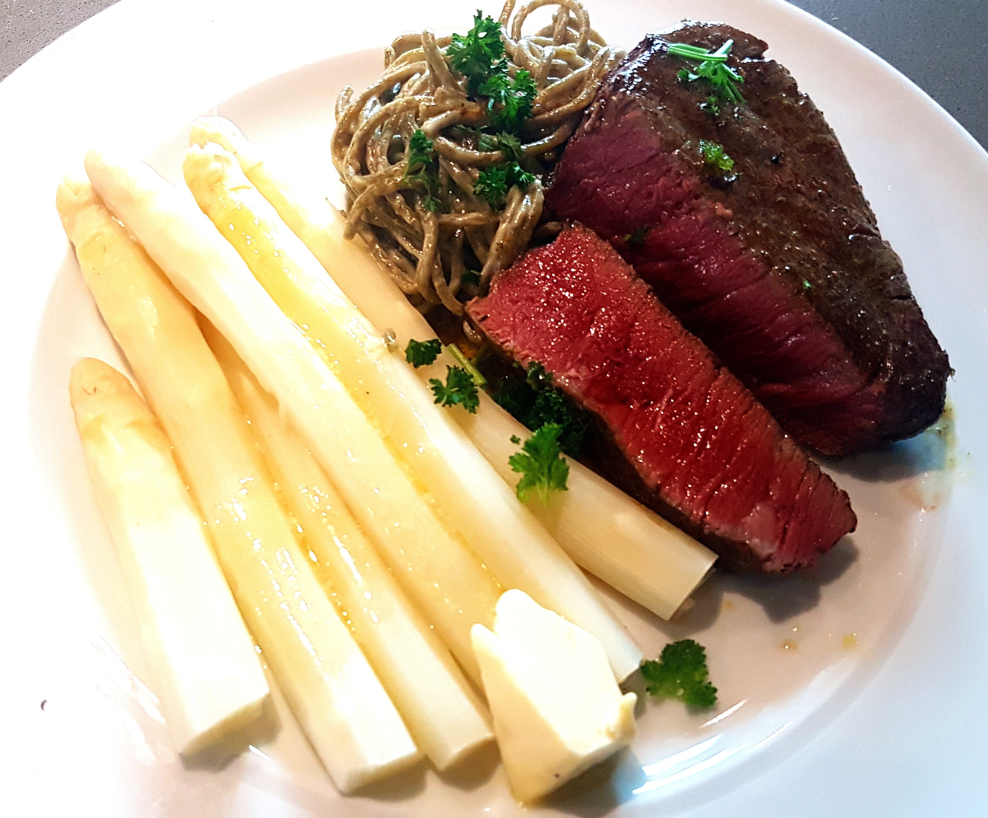 02-spargel-rinderfilet.jpg