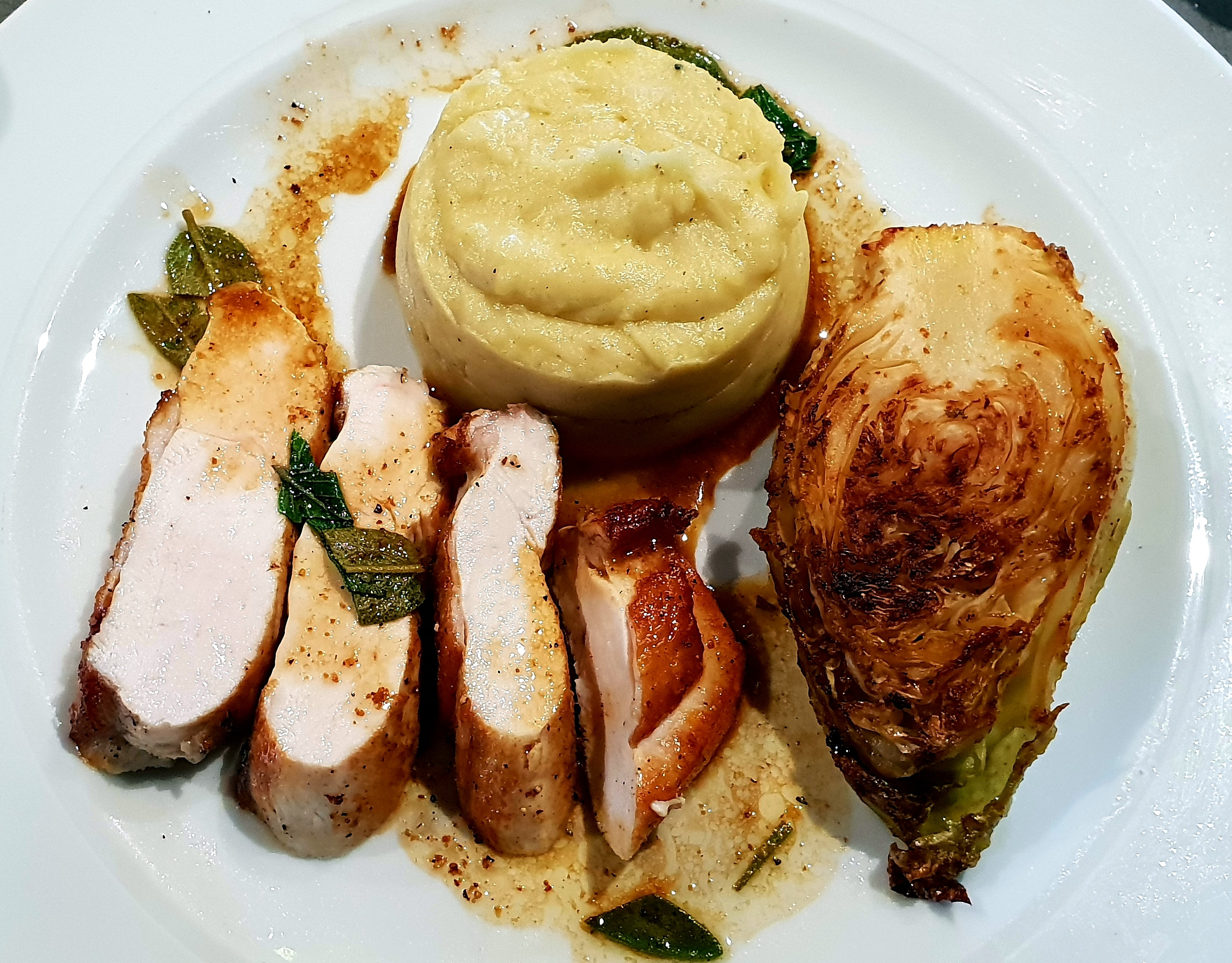 06 Brust- Kartoffelpüree- Spitzkohl